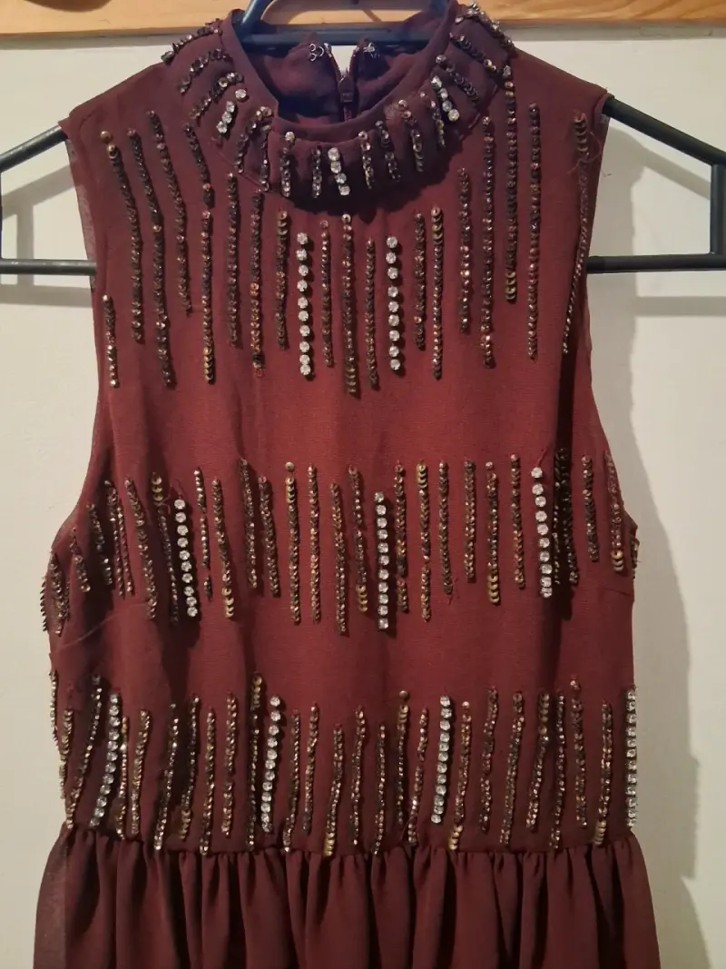 Vestido largo burdeo con lentejuelas - 3