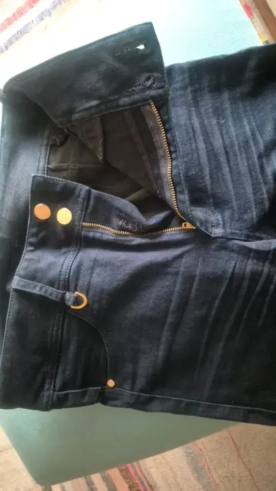 Jeans azul oscuro Studio F con detalles dorados - miniatura 4