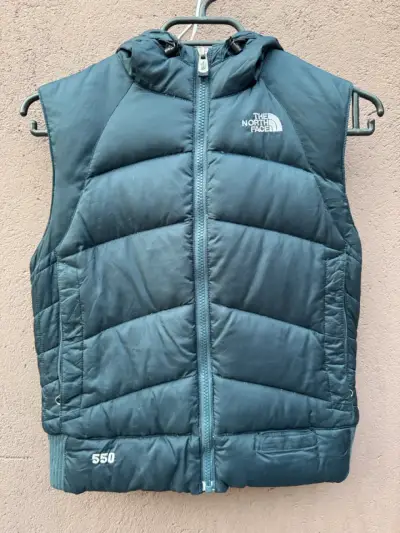 Chaleco sin mangas The North Face 550 negro - miniatura 1