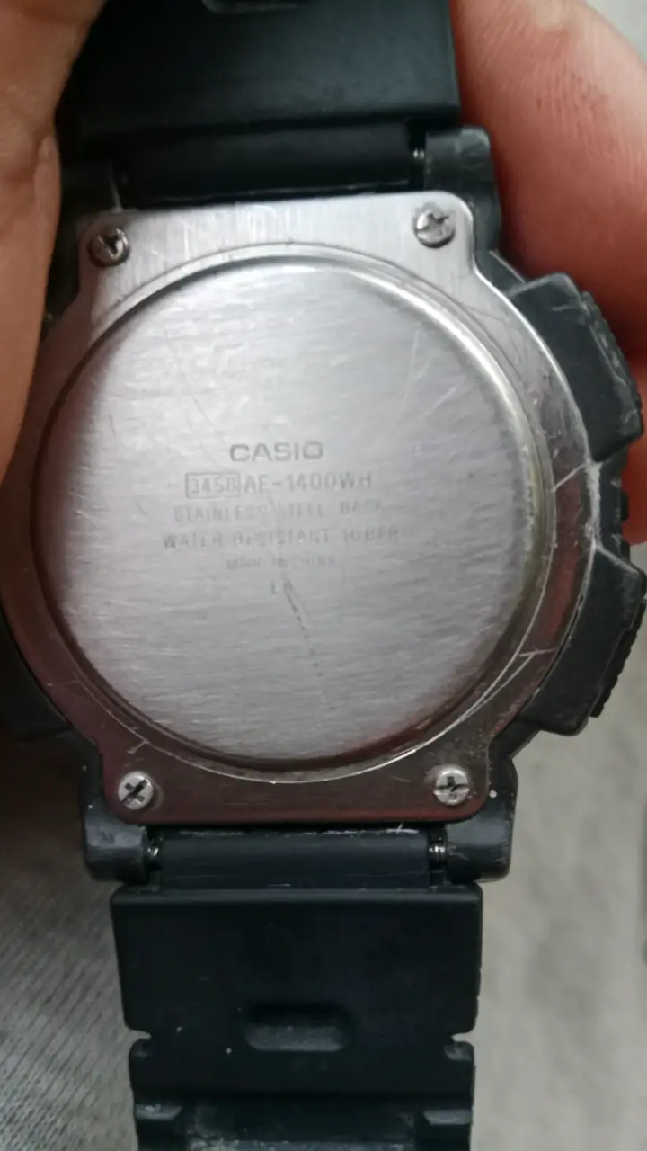 Reloj Casio resistente al agua. - 2