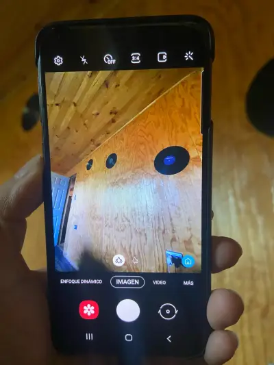 Smartphone Samsung Galaxy S10 con 128GB - miniatura 3