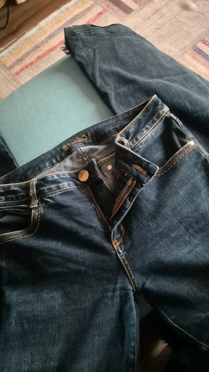 Jeans de mezclilla azul para mujer - 6