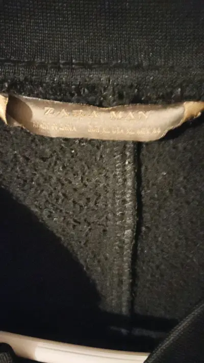 Chaqueta  negra para hombre marca zara - miniatura 3