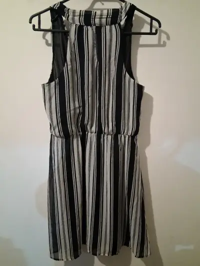 Vestido de rayas blanco y negro H&M - miniatura 5