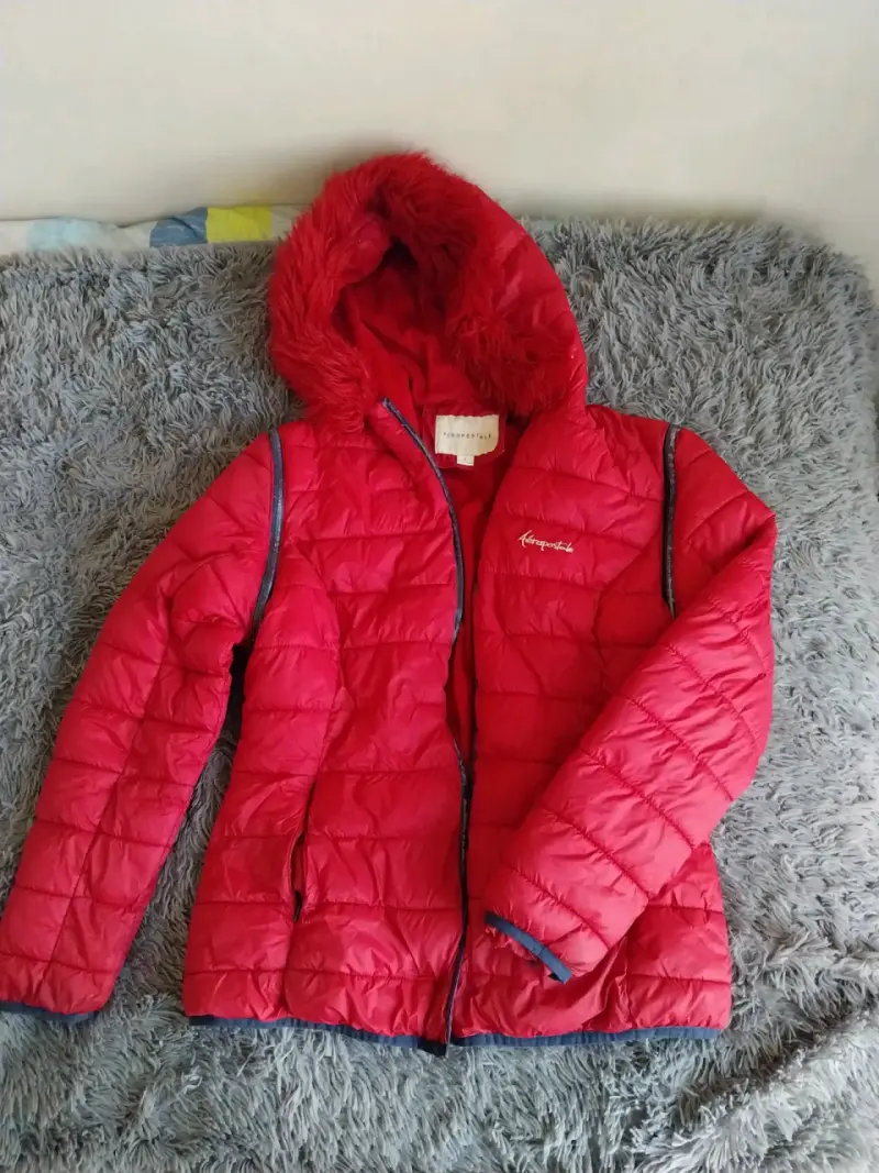 Chaqueta Roja Aéropostale con Capucha - 1
