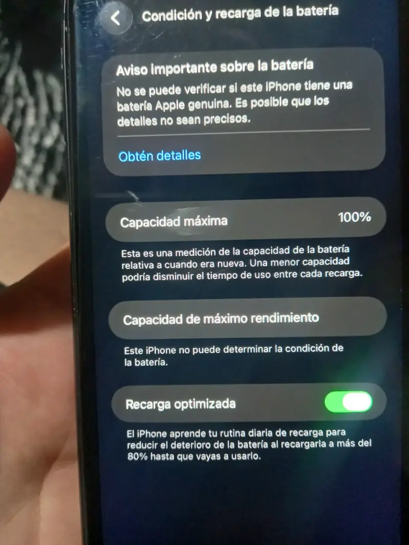 iPhone 11 en buen estado con batería al 100% - 4