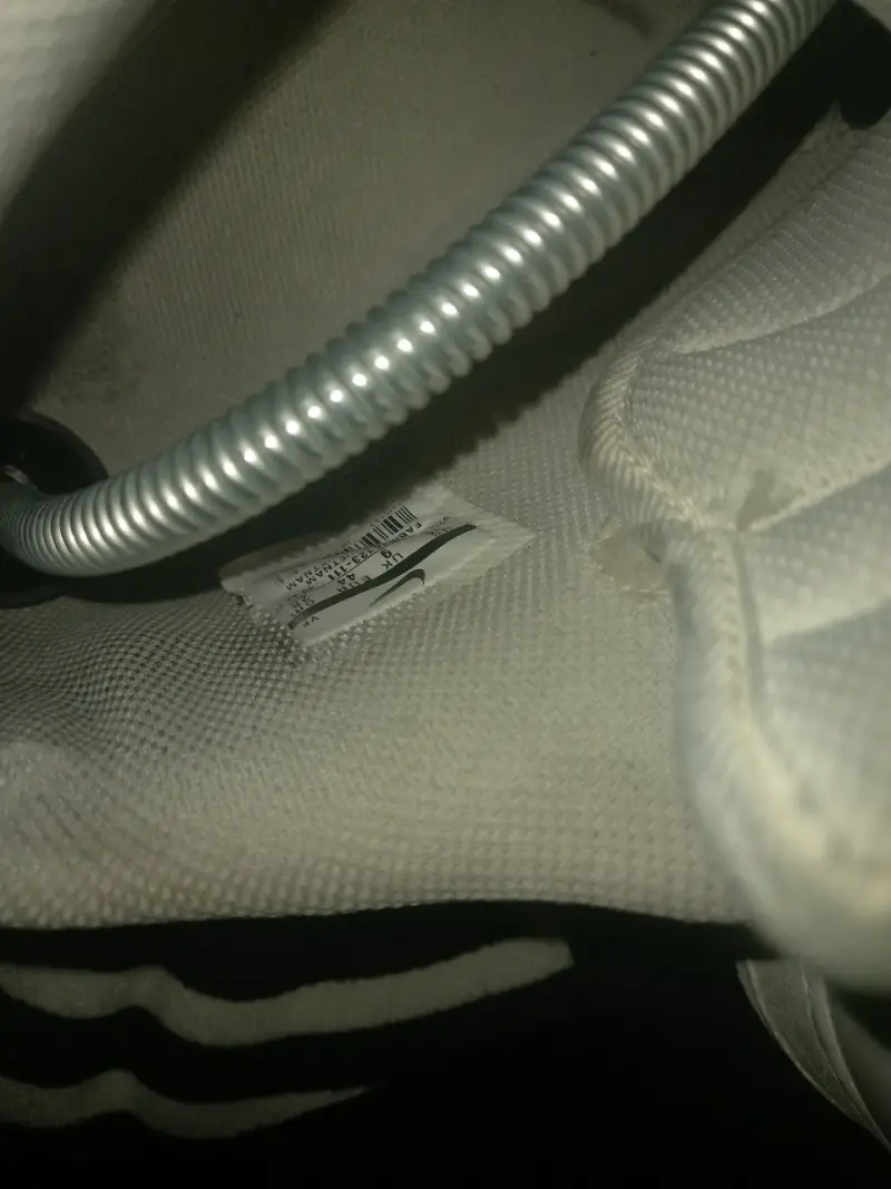 Zapatillas deportivas blancas Nike Air - 5