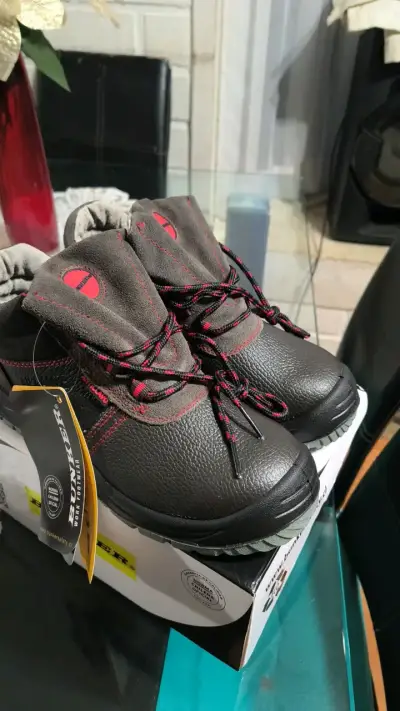 Botas de seguridad Bunker negras con refuerzo - miniatura 5