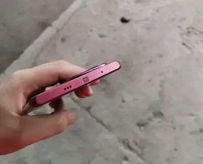 Smartphone Infinix Note 50S 5G+ 256GB - miniatura 3