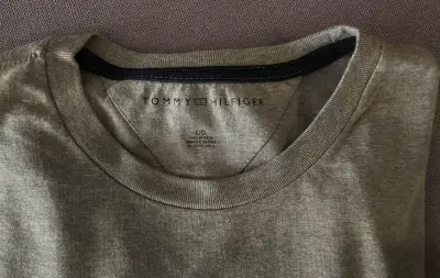 Poleras Tommy Hilfiger para hombre - miniatura 2