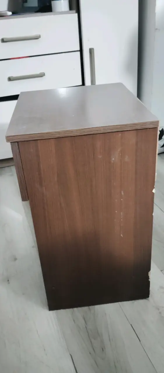 Mesa de noche de madera con cajón - 3