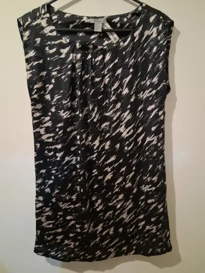 Vestido sin mangas estampado blanco y negro - miniatura 1