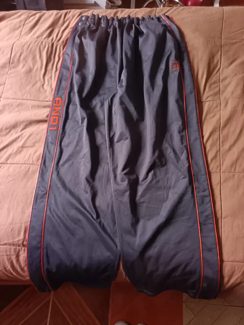 Buzo mega baggy AND1 - 1