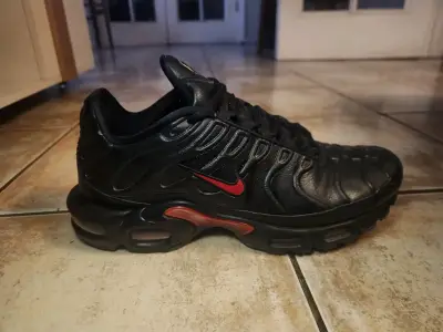 Zapatillas nike tn negras - miniatura 1
