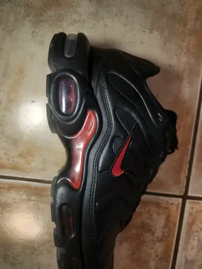 Zapatillas nike tn negras - miniatura 4