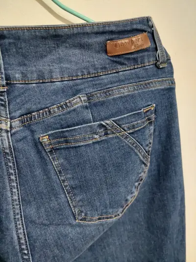 Jeans de mujer Newport Wide Leg azul clásico - miniatura 3