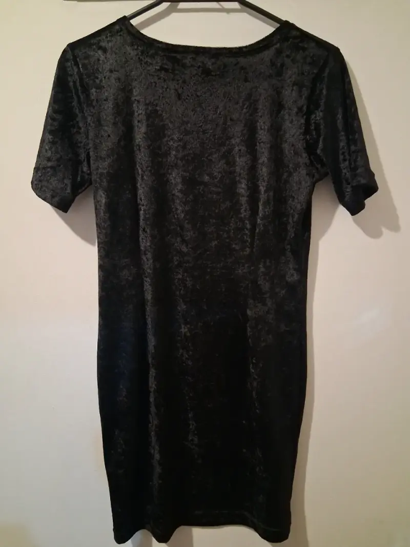 Vestido negro de terciopelo Young Classic - 4