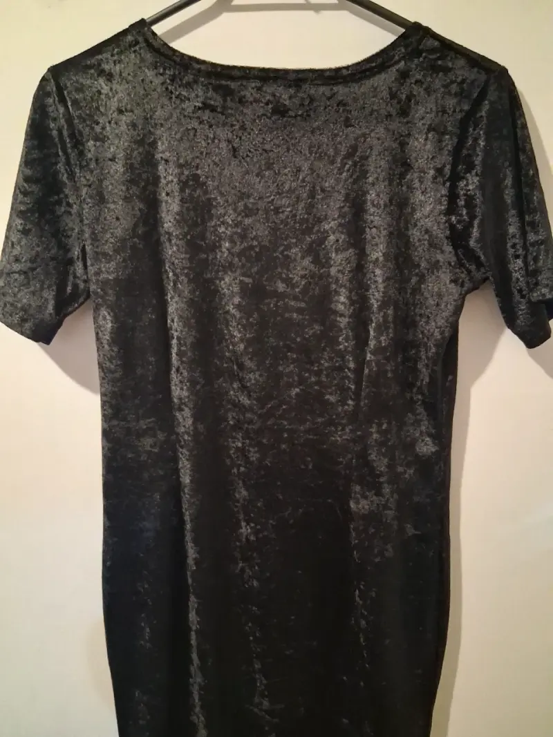 Vestido negro de terciopelo Young Classic - 5