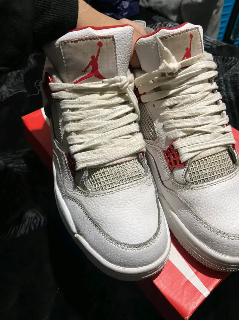 Zapatillas jordan deportivas blancas con detalles - 6
