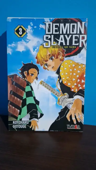 Manga Demon Slayer Volumen 3 de Koyoharu Gotouge - miniatura 1