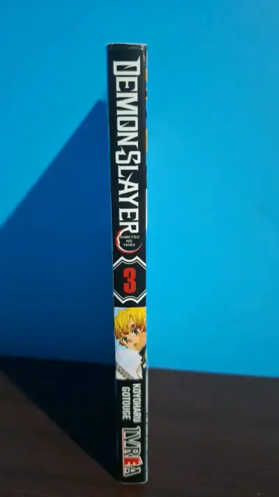 Manga Demon Slayer Volumen 3 de Koyoharu Gotouge - miniatura 2