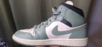Zapatillas Air Jordan 1 Mid smoke jade - miniatura 3