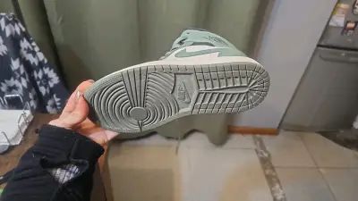 Zapatillas Air Jordan 1 Mid smoke jade - miniatura 4