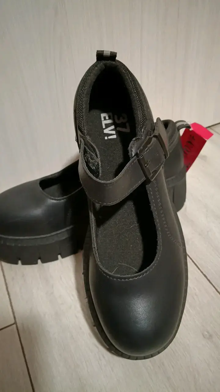 Zapatos negros de plataforma con correa - 2