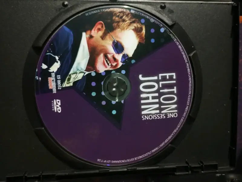 DVD Elton John One Sessions en buen estado - 2