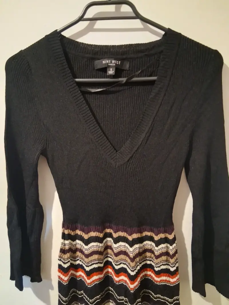 Vestido de punto Nine West con diseño zigzag - 2