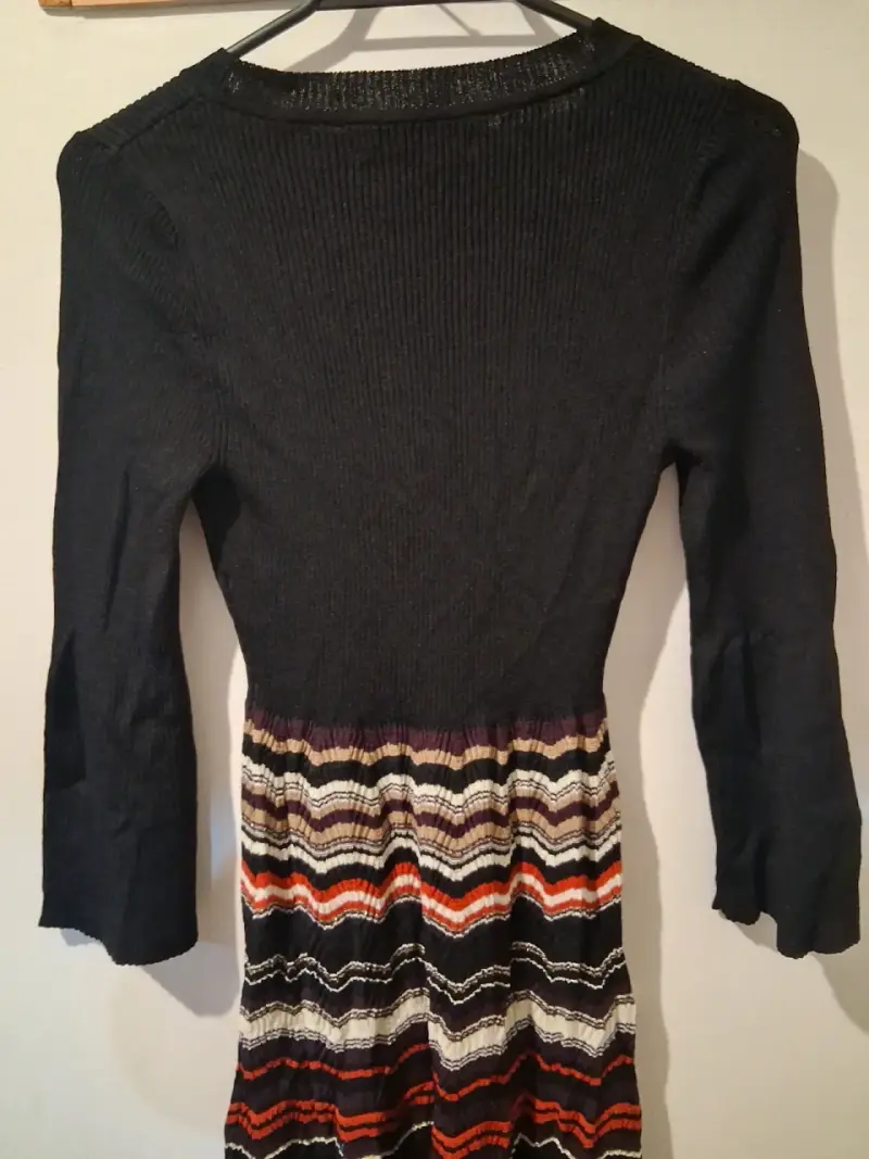 Vestido de punto Nine West con diseño zigzag - 5