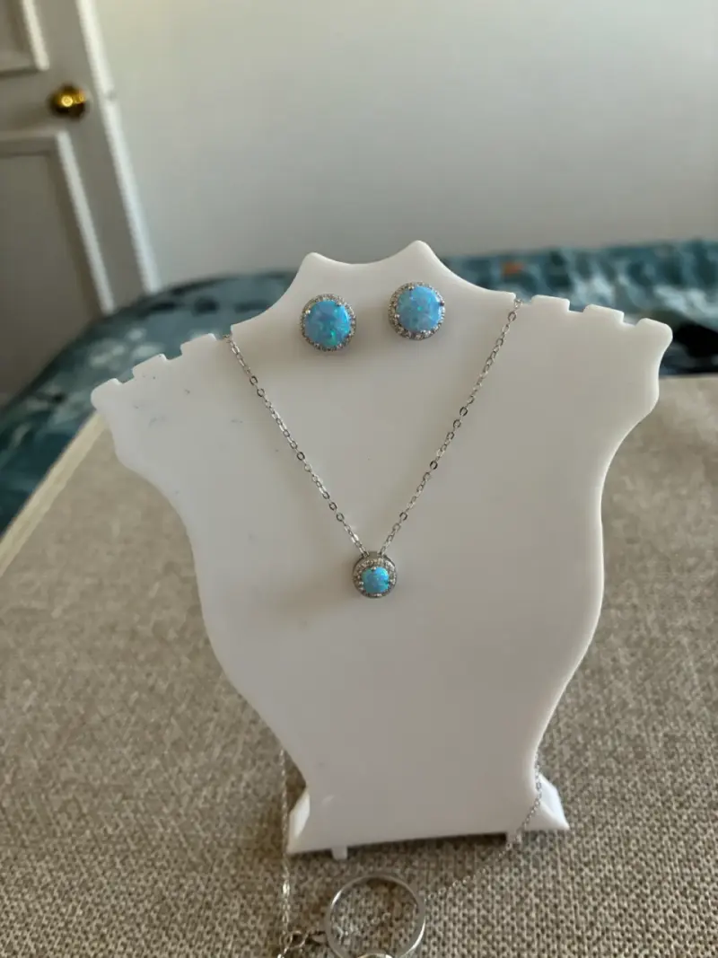 Conjunto de joyería con ópalo azul - 2