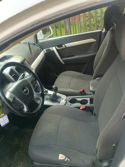 Chevrolet Captiva 2012SUV Blanco en Buen Estado - miniatura 4