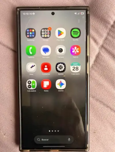 Samsung Galaxy S24 Ultra en excelente estado - miniatura 1
