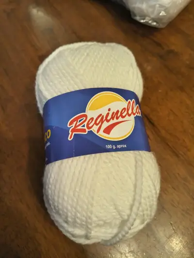 Ovillo de lana blanca Reginella 100g - miniatura 1