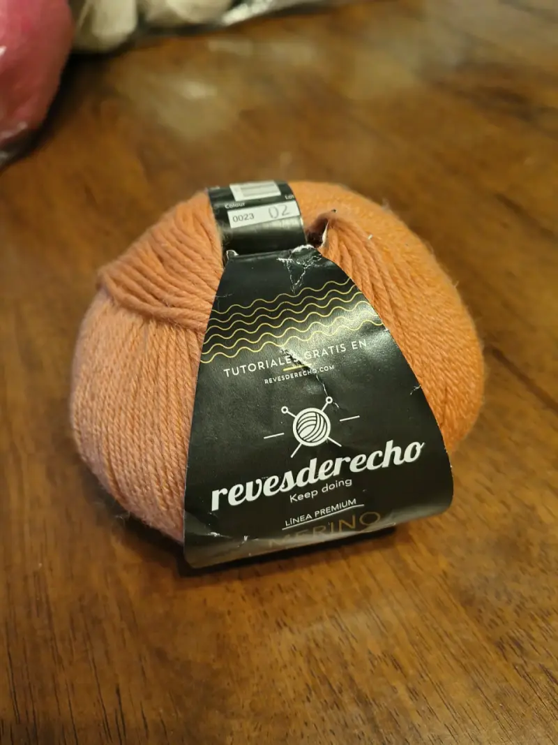 3 Ovillo de lana merino Revesderecho color naranja - 1