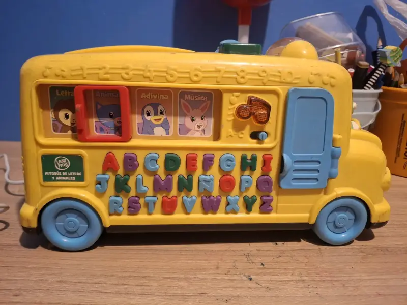 Autobús educativo LeapFrog con letras y sonidos - 1
