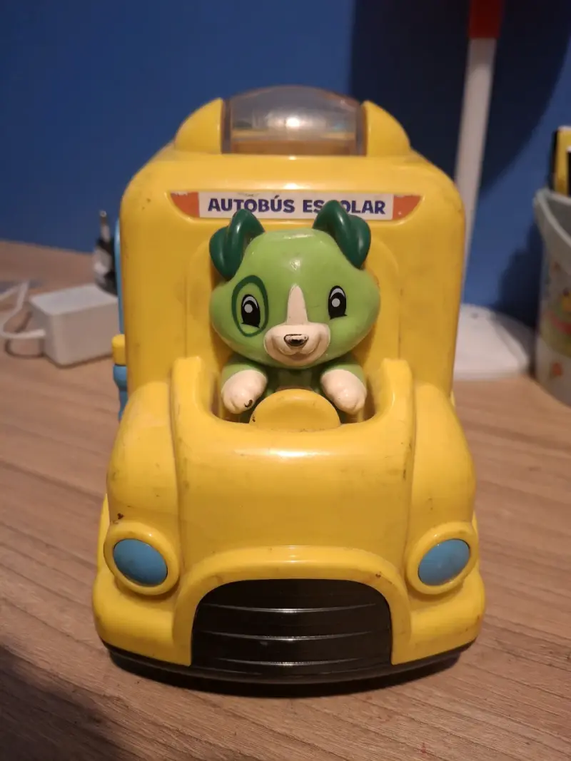 Autobús educativo LeapFrog con letras y sonidos - 2