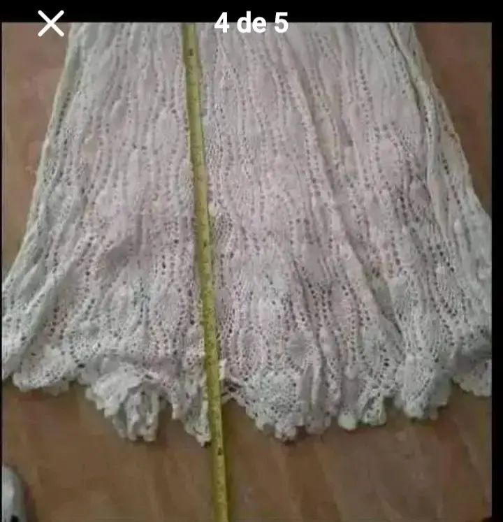 Falda larga de encaje color crudo elegante - 3
