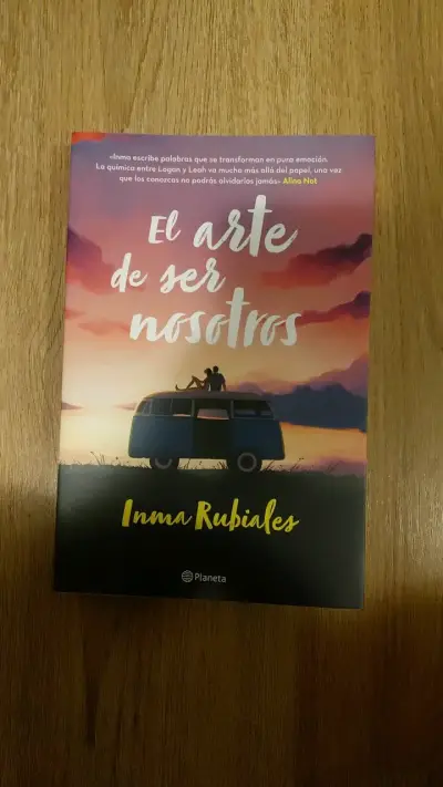 Libro 'El Arte de Ser Nosotros' de Inma Rubiales - miniatura 1