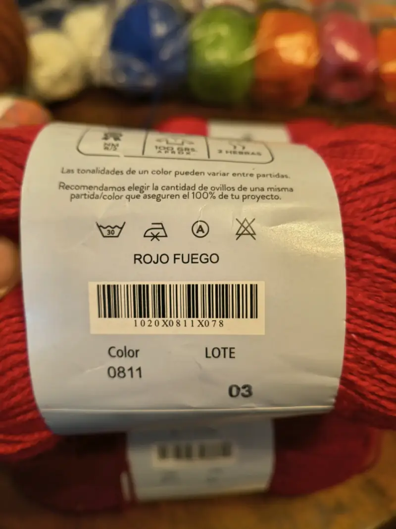 3 Ovillos Revesderecho Línea Kids Soft Rojo - 2