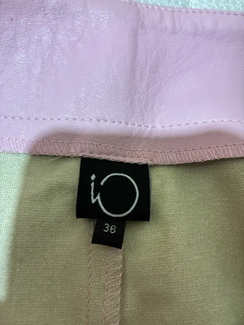 Falda de cuero sintético rosa con cierre - 3
