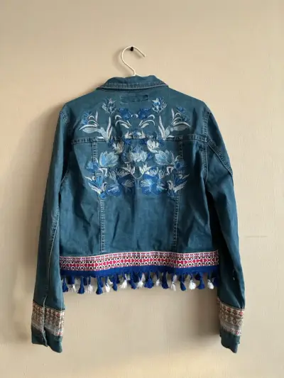 Chaqueta de mezclilla con bordados y flecos Wados - miniatura 2