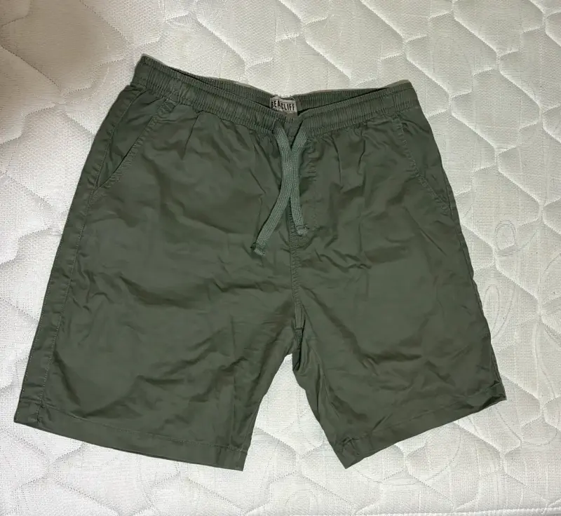Shorts verdes Bearcliff para hombre - 1