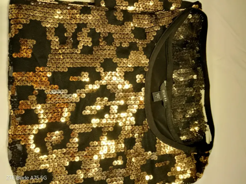 Vestido de lentejuelas doradas para fiesta - 4