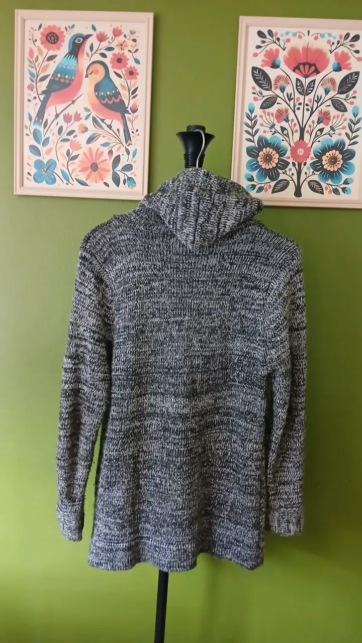 Suéter lana gris con capucha - 2