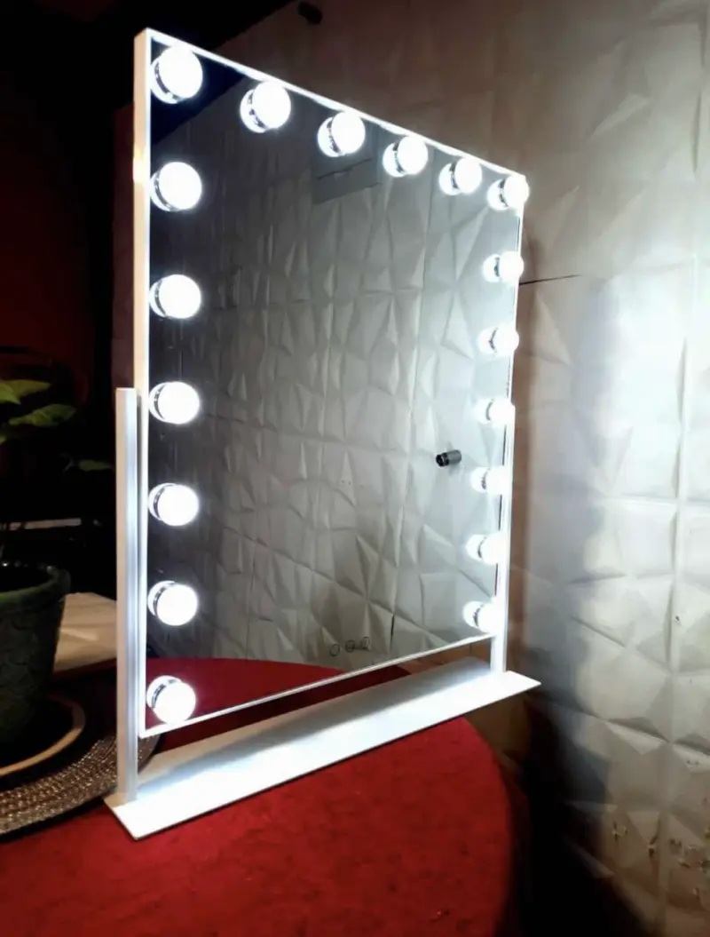 BUSCO ESPEJO 18 LUCES LED 50x60 (solo este modelo) - 1