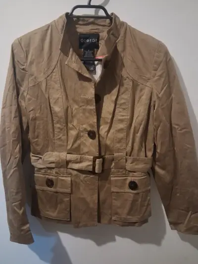 Chaqueta beige con cinturón - miniatura 2
