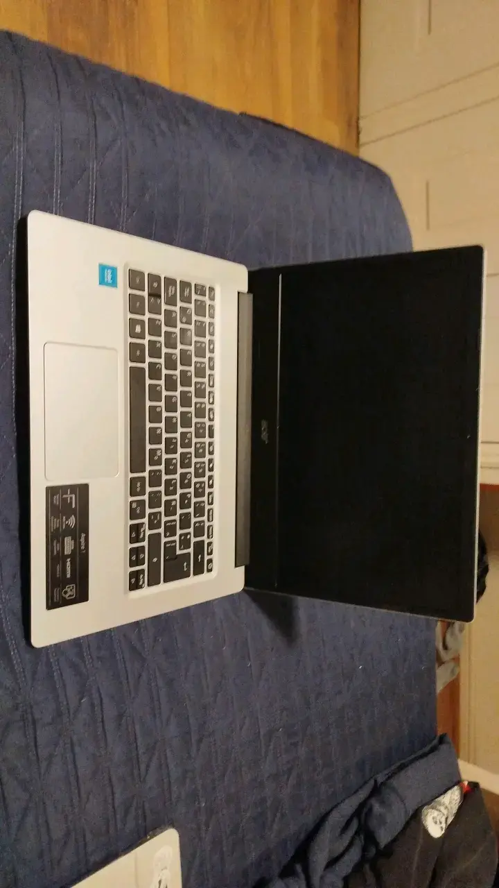 Laptop Acer aspire 1 - 2