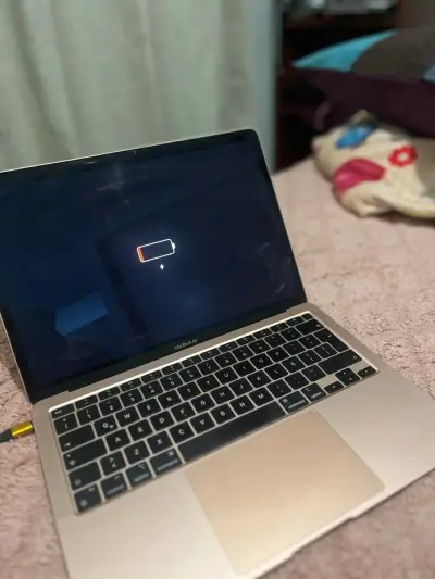 MacBook Air dorado - miniatura 5